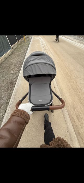 Коляска Tomix Adele