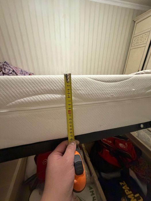 Продам матрас в хорошем состоянии