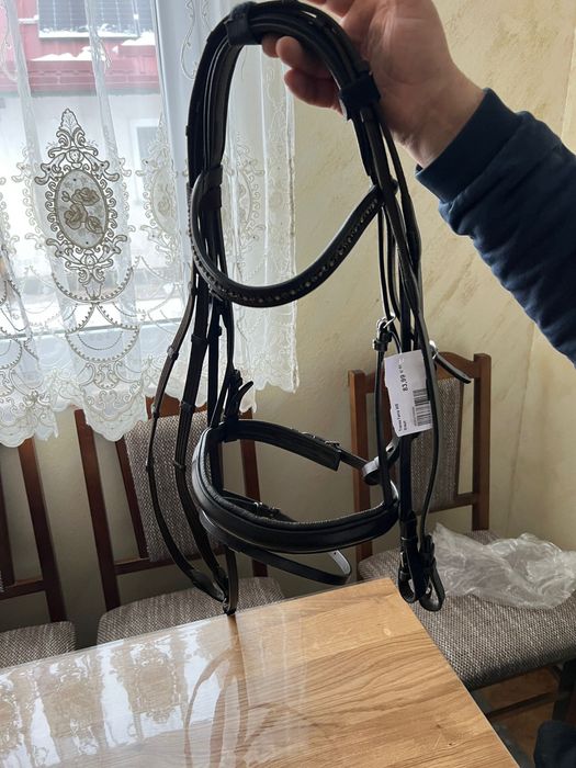 Căpăstru din piele