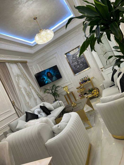 Сдаётся квартира в элитным комплексе Жк Казахстан 85кв