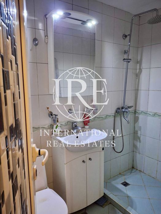 Продава се Тристаен апартамент в Варна, Окръжна болница - 65 кв.м за 2770 €/кв.м - Снимка #2