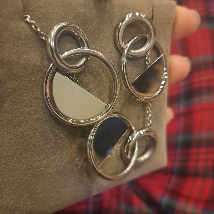 Обеци и гривна Calvin Klein