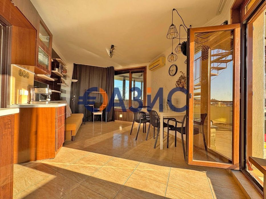 Продава се Двустаен апартамент в Свети Влас - 148 кв.м за 431 €/кв.м - Снимка #7