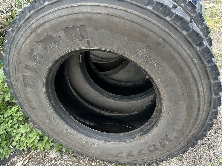 Cauciucuri tir - 400 lei/bucata