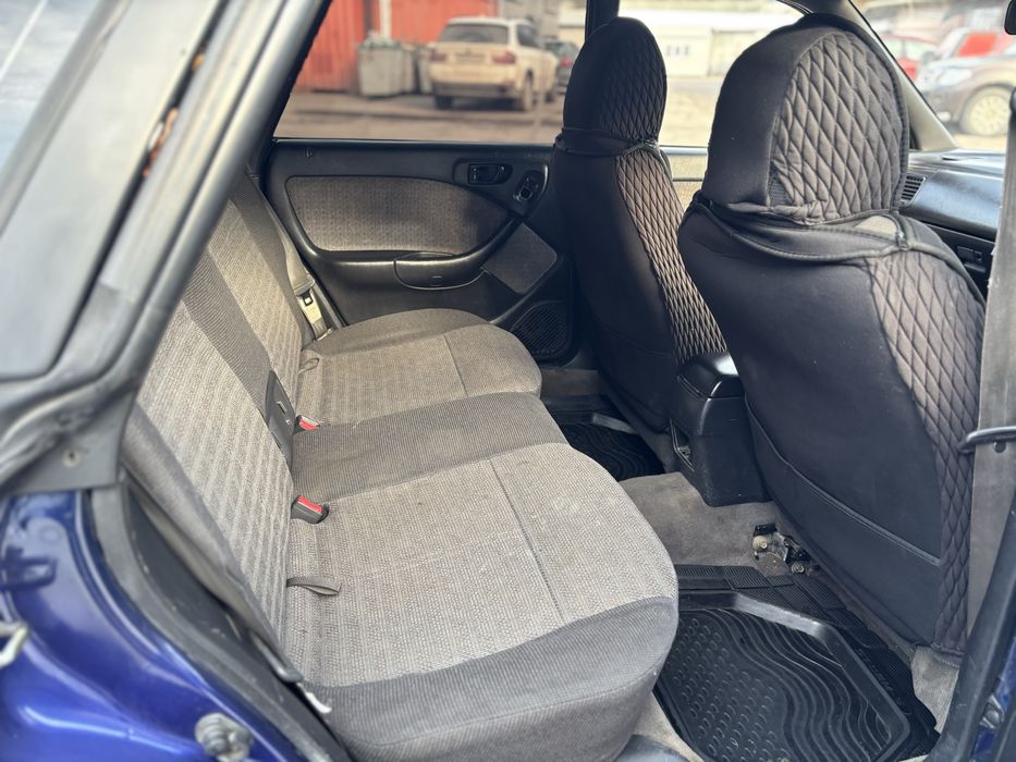 Subaru Legacy 1997 правый руль
