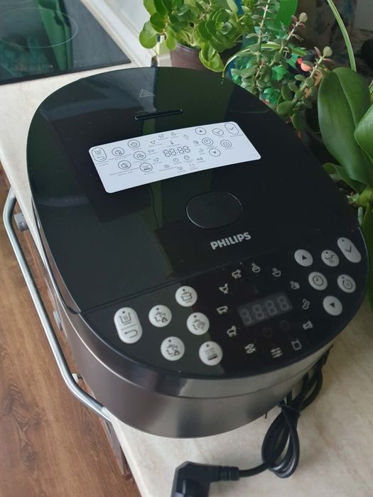 Неизползван  мултикукър Philips