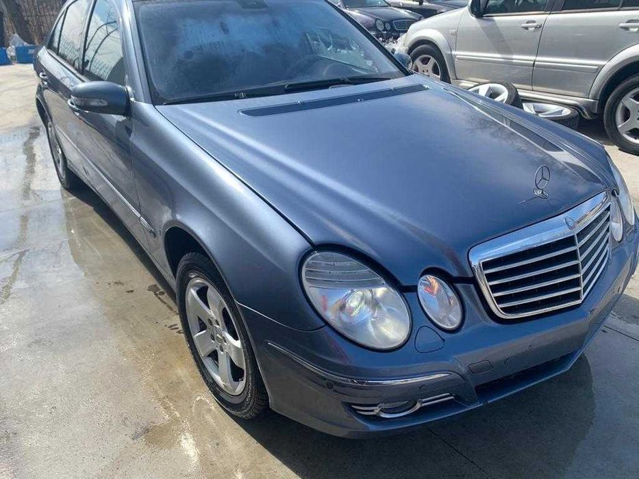 Dezmembrez mercedes w211 facelift 4 matic--airmatic--far xenon