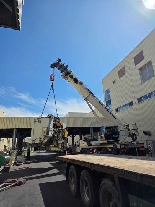 Inchirieri Macarale si automacarale 10-100 tone Brasov