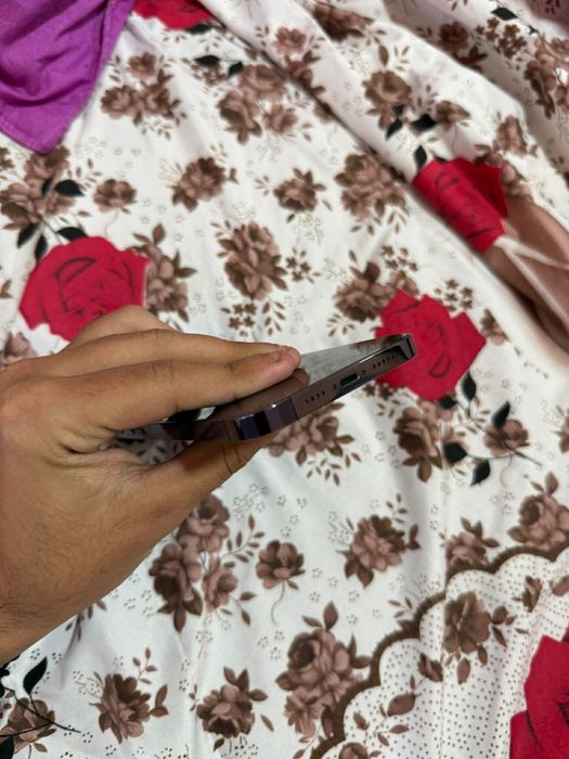 Iphone 14 pro max 88% santatea bateriei