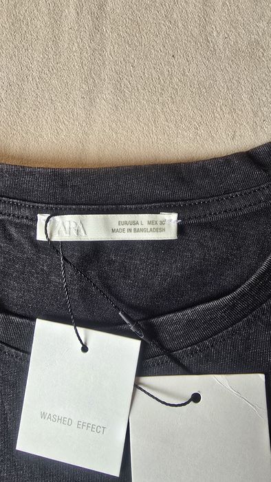 Блуза с къс ръкав Zara
