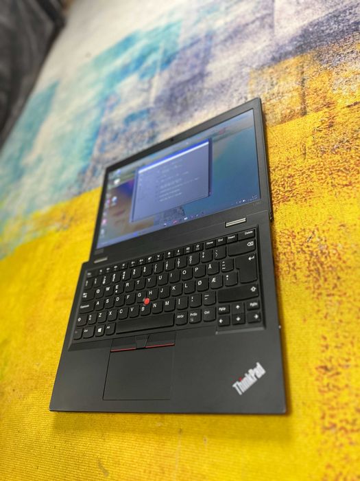 laptop Lenovo Thinkpad L390, i3 gen 8, 8 gb ddr4, ssd samsung
