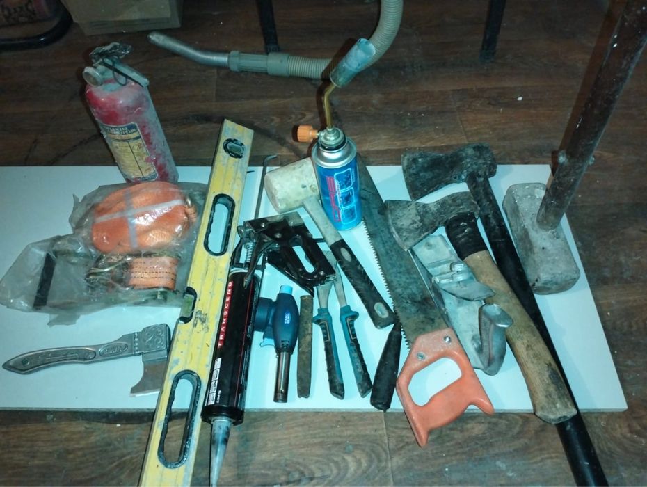 Инструменты строительные