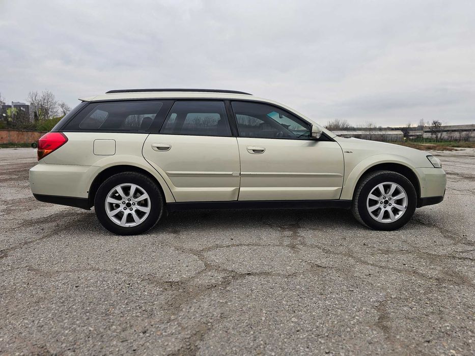 КАПАРИРАН . Subaru outback 2.5 benzin\gas automatic
