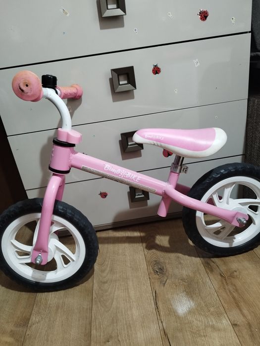 Bicicletă fără pedale