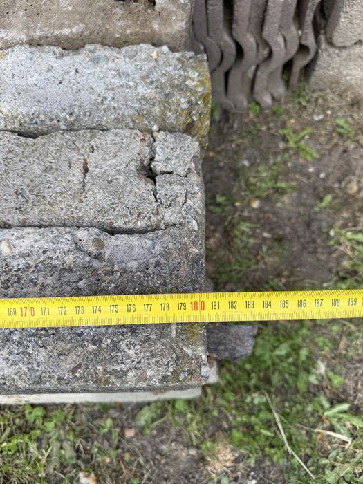 Vand stâlpi din beton / spalieri beton