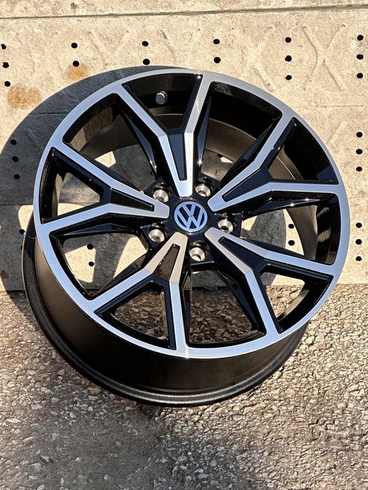 Джанти за Фолксваген Volkswagen 17 “ цола 5х112 чисто нови Golf Passat
