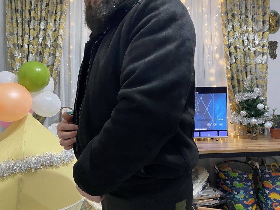 Продам зимнюю куртку