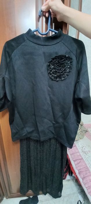 Продам костюм! Чёрного цвета.