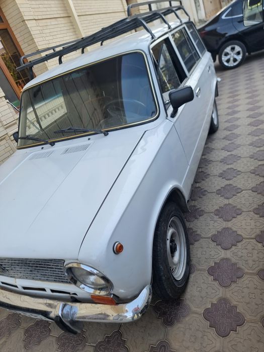 Jiguli 2102 sotiladi