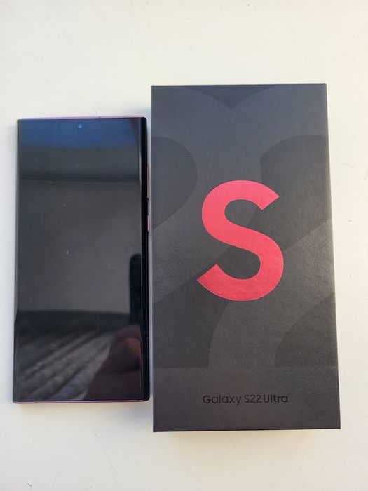 Продам Samsung S22 Ultra