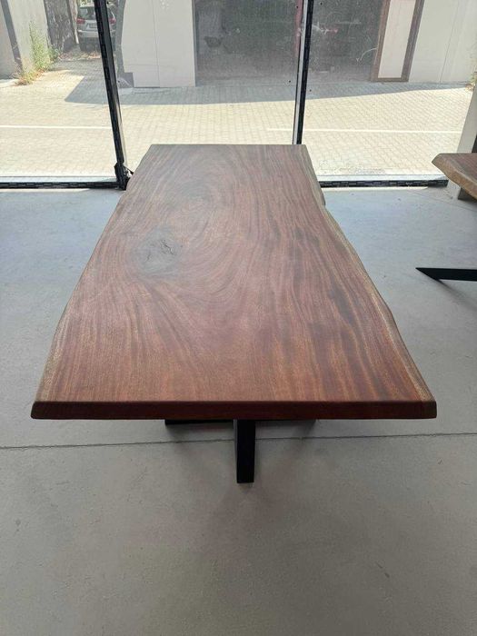 УНИКАЛНИ МАХАГОНОВИ МАСИ  с различни дизайнерски крака