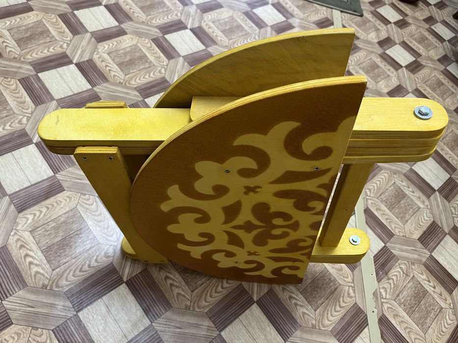 Столик круглый детский