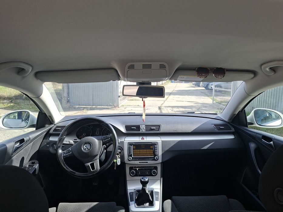Vand passat b6 an 2010