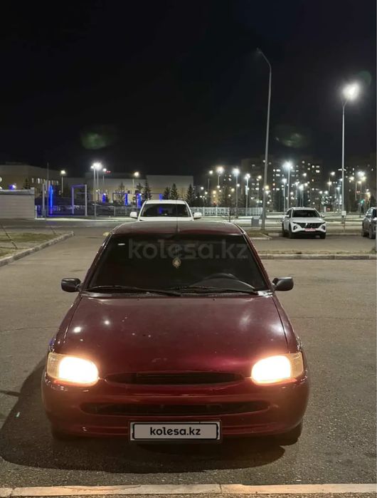 Продам автомобиль форд ескорт
