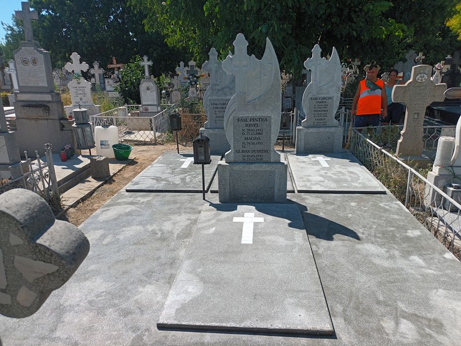 Constructii funerare