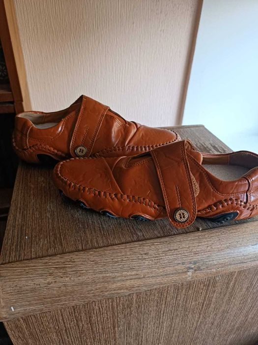 Макасины новые кожанные