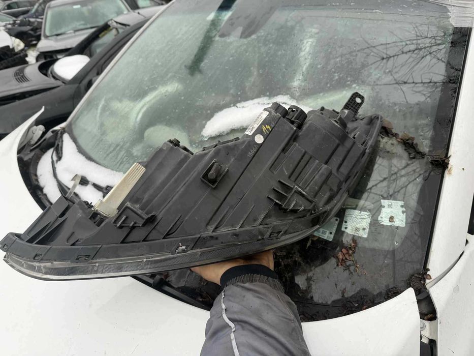 лед десен фар за hyunday tucson 3 фар хюндай туксон