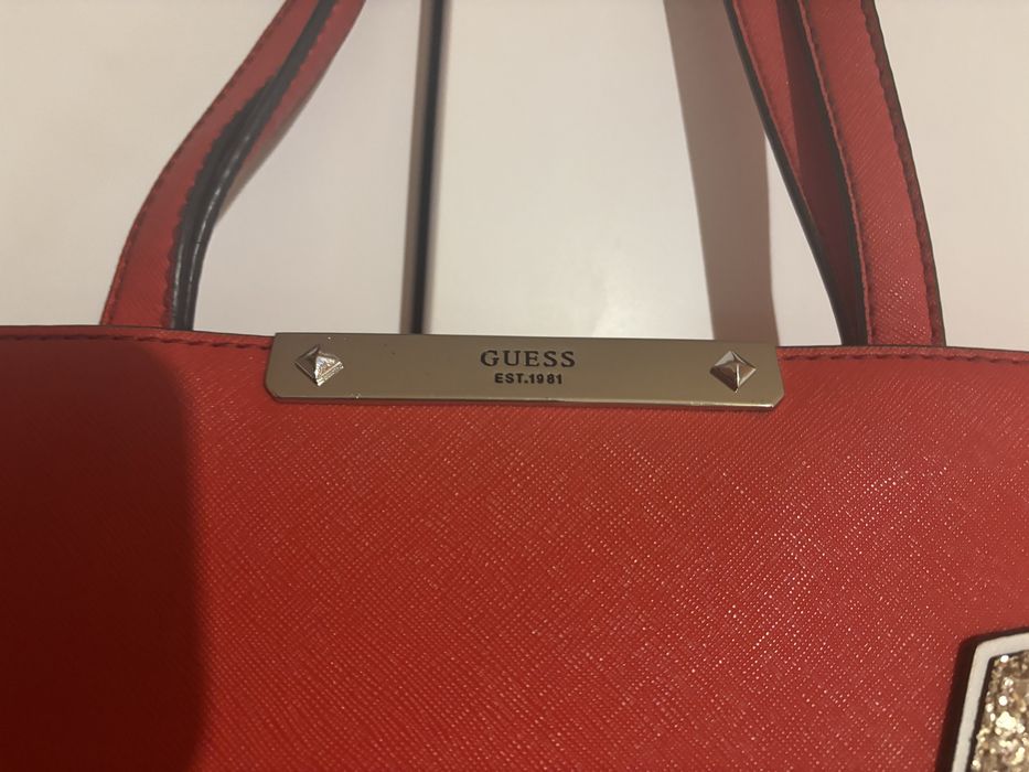 Дамски чанти 1 guess ,2 zara