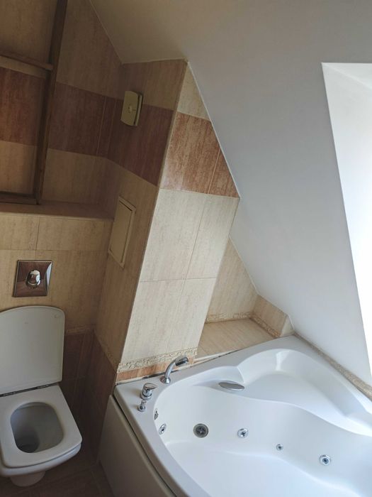 Луксозен тристаен апартамент с 2 гаража и паркомясто в кв. Бояна