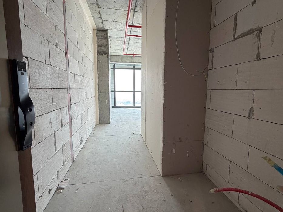 Piramit Tower Продается 2 комнатная квартира коробка 1-ая Нотариальная