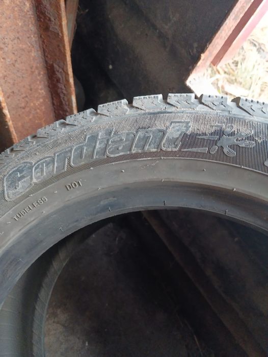 Продам шины зимние на 16