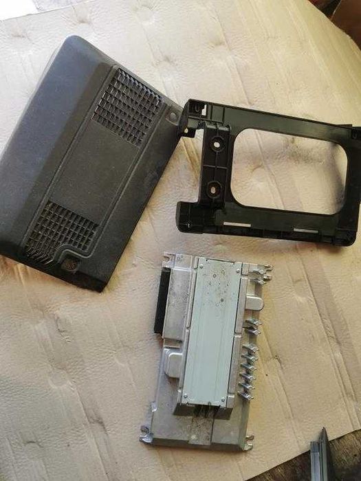 boxa boxe canton skoda superb 3 amplificator canton superb 3