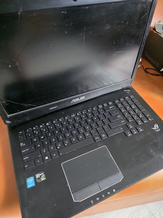 Laptop Asus ROG i7