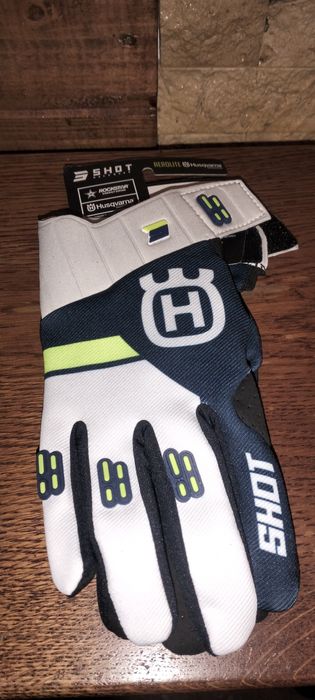 Manusi ,Hasquvarna , noi, de motocross, mtb/ Down Hill/ bicicleta