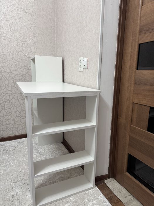 Продам столик , для работы