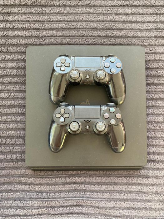 Playstation 4 slim торг есть