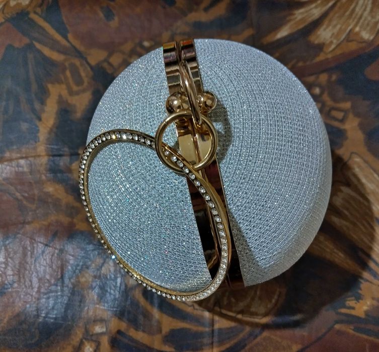 Сребърна дамска чанта, вечерна чанта