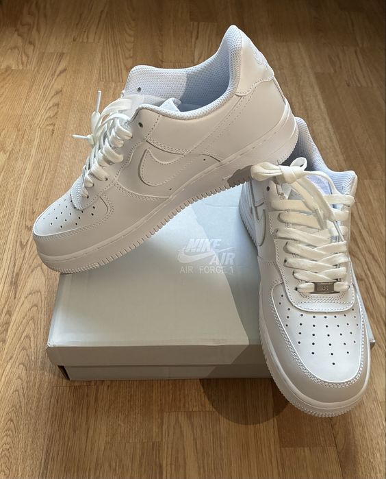 Nike Air Force 1