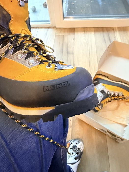 Bocanci MEINDL IARNA 39.5