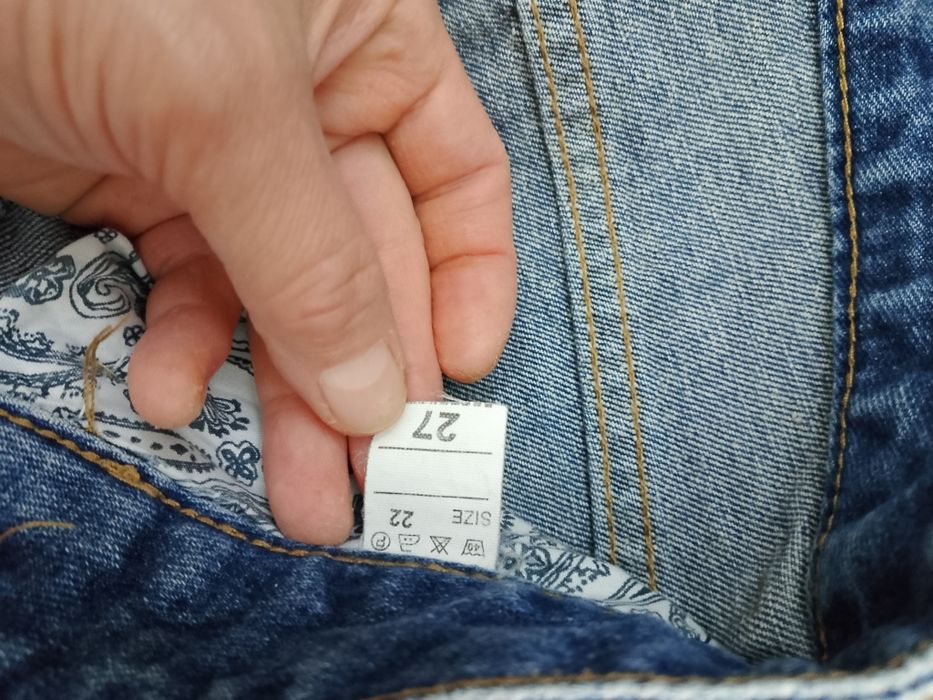 Джинсы на девушку