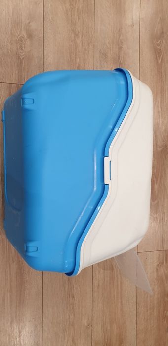 Litiera mare cu capac și usita