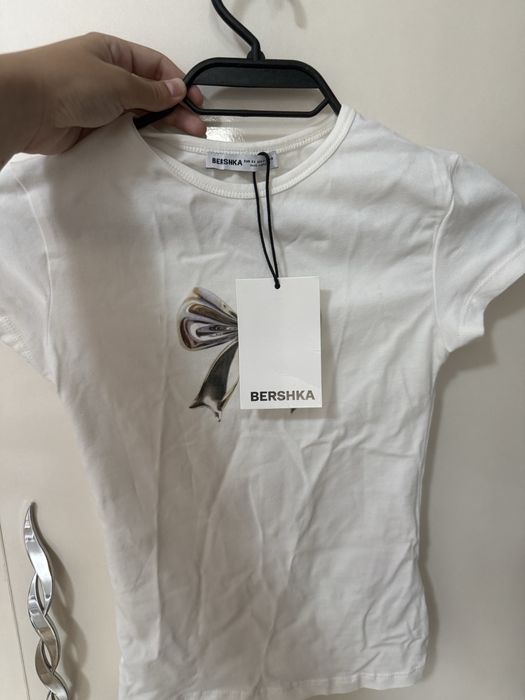 Тениска bershka xs