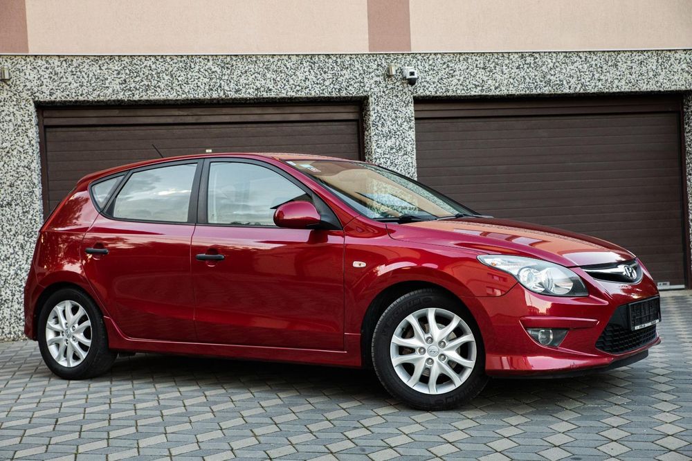 HYUNDAI i30 2012 — imagine 2