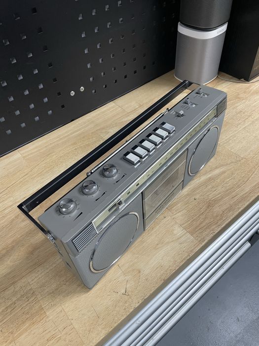 Radio casetofon boombox grundig rr 340 stereo functional