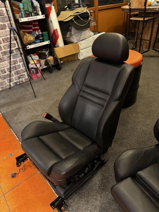 Седалки от бмв м5 е60 M5 E60