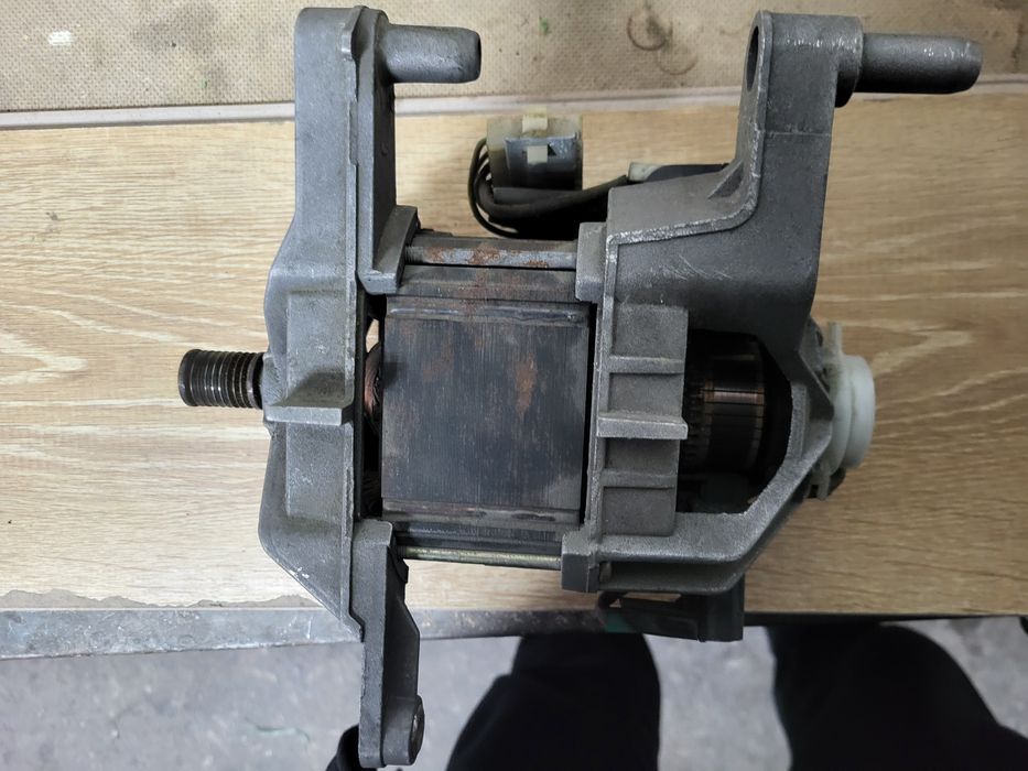 Двигатель для стиралки